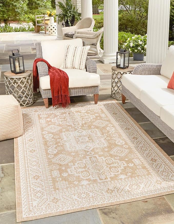 Unique Loom Outdoor Aztec Collection Area Rug - Chalca (7' 1" x 10' Rectangle, Natural/ Ivory)