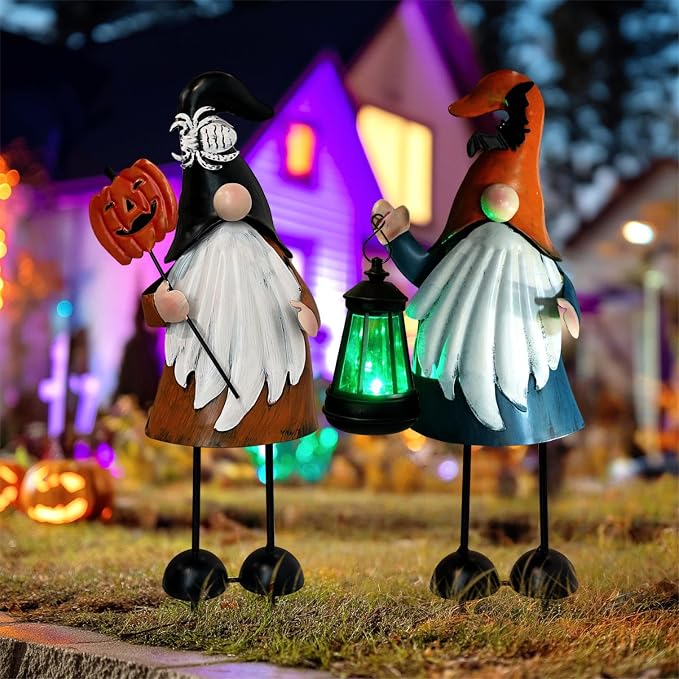 Halloween Decorations Outdoor Solar Gnomes with LED Lantern, Gnomes Metal Yard Art Halloween Outdoor Decor Patio Holiday Gardening Gifts for Mom Women