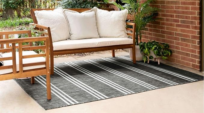 Unique Loom Outdoor Collection Area Rug - Anguilla (7' 10" x 10' Rectangle, Charcoal/ Ivory)