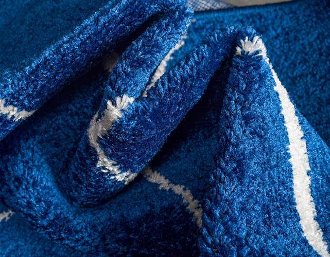 Unique Loom Trellis Frieze Collection Area Rug - Geometric (7' Square, Navy Blue/ Ivory)