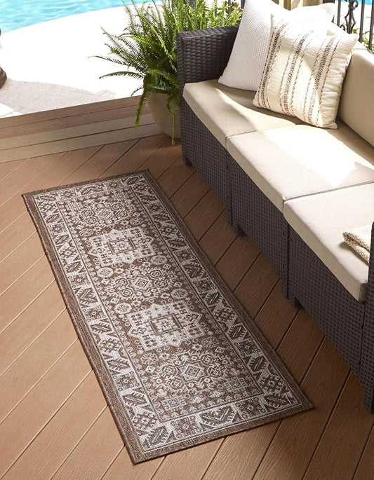 Unique Loom Outdoor Aztec Collection Area Rug - Chalca (2' x 6' 1" Runner, Brown/ Ivory)