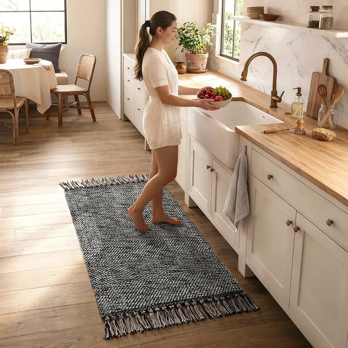 2' x 4.3' Kitchen Runner Rugs, Modern Boho Washable Bathroom Mat | Hand-Woven Farmhouse Entryway Rug, Braided Soft Bedroom Mat, Black Reversible Front Door Mats for Laundry Bedside Porch