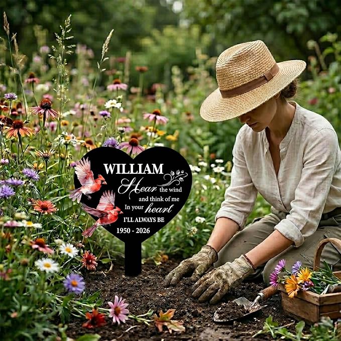Personalized Cardinal Garden Sign with Stakes, Custom Name Sign, Yard Metal Decor Outdoor, Memorial Gift for Mom, Garden Plaque Sympathy Gifts, loss loved Ones Cardinal Sign