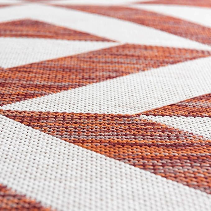 Unique Loom Jill Zarin Outdoor Collection Area Rug - Napa (7' 10'' Square, Rust Red/ Ivory)