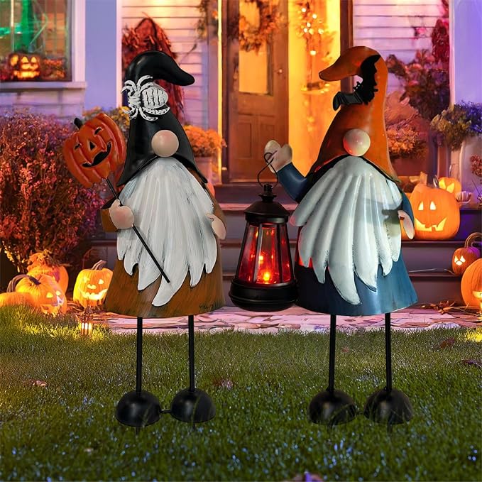 Halloween Decorations Outdoor Solar Gnomes with LED Lantern, Gnomes Metal Yard Art Halloween Outdoor Decor Patio Holiday Gardening Gifts for Mom Women