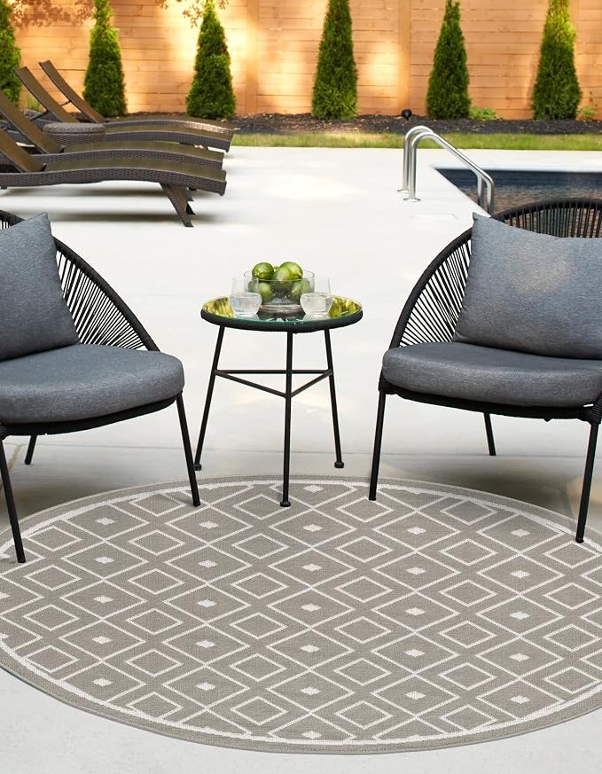 Unique Loom Outdoor Trellis Collection Area Rug - Kafes (4' 1" Round, Gray/ Ivory)