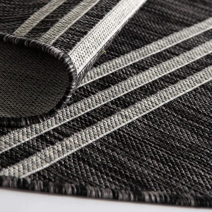Unique Loom Jill Zarin Outdoor Collection Area Rug - Anguilla (5' 3'' x 8' Oval, Charcoal/ Ivory)