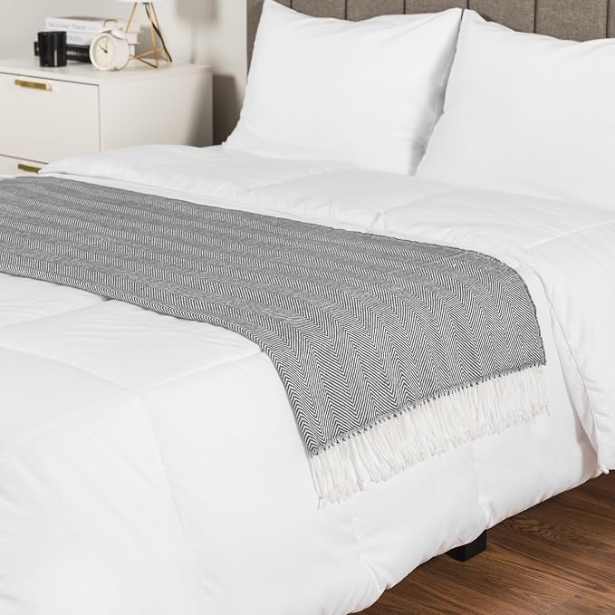 PAVILIA Light Gray Herringbone Throw Blanket for Couch Bed, Decorative Outdoor Throw Blanket, Faux Cashmere Blanket Throw, Lightweight Accent Sofa Blanket Throw, 50x60