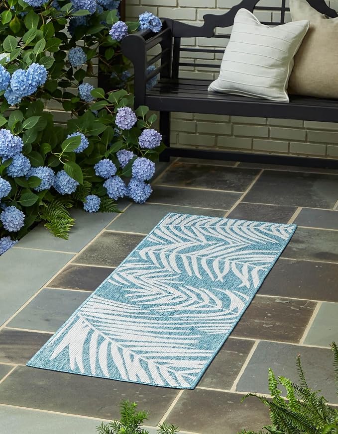 Unique Loom Outdoor Botanical Collection Area Rug - Palm (2' x 6' 1" Runner, Light Aqua/ Ivory)