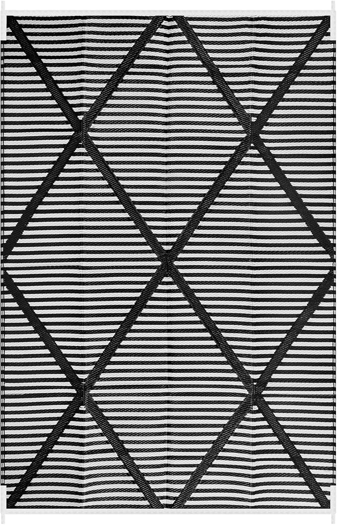 Lahome Waterproof Outdoor Rug 6x9, Reversible Plastic Straw Outdoor Patio Rugs for Camping, Rv Mats for Outside Porch Decor Backyard Camper Picnic, Black 6'x9'