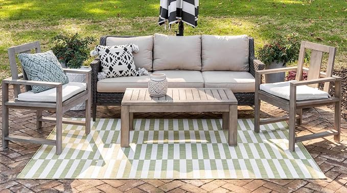 Unique Loom Outdoor Striped Collection Area Rug - Striped (4' 1" x 6' 1" Rectangle, Green/Ivory)