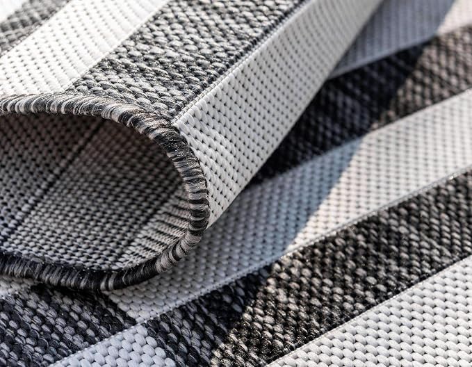 Unique Loom Outdoor Striped Collection Area Rug - Striped (6' 1" x 9' Rectangle, Charcoal/Ivory)