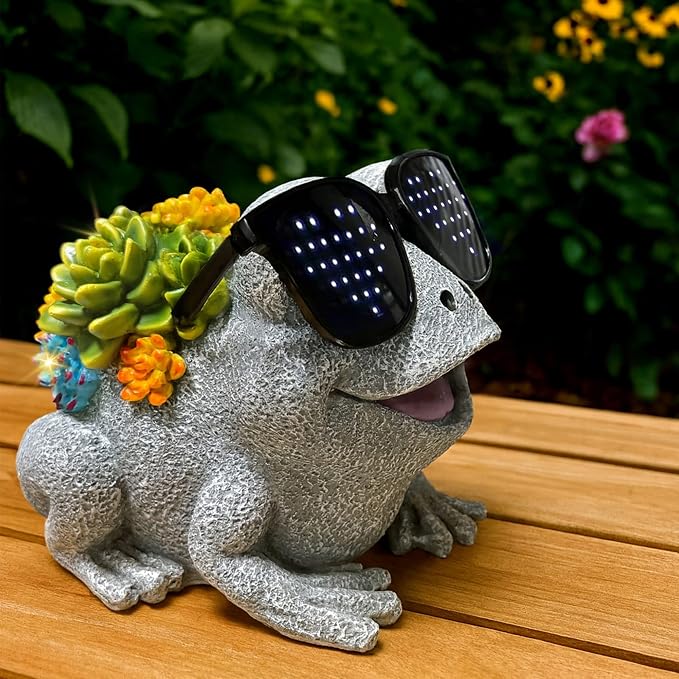 Frog Solar Garden Statue Decor with Succulent and Led Lights Outdoor Decoration for Lawn Backyard Patio Yard Ornament Housewarming Birthday Gifts for Mom Grandma Women