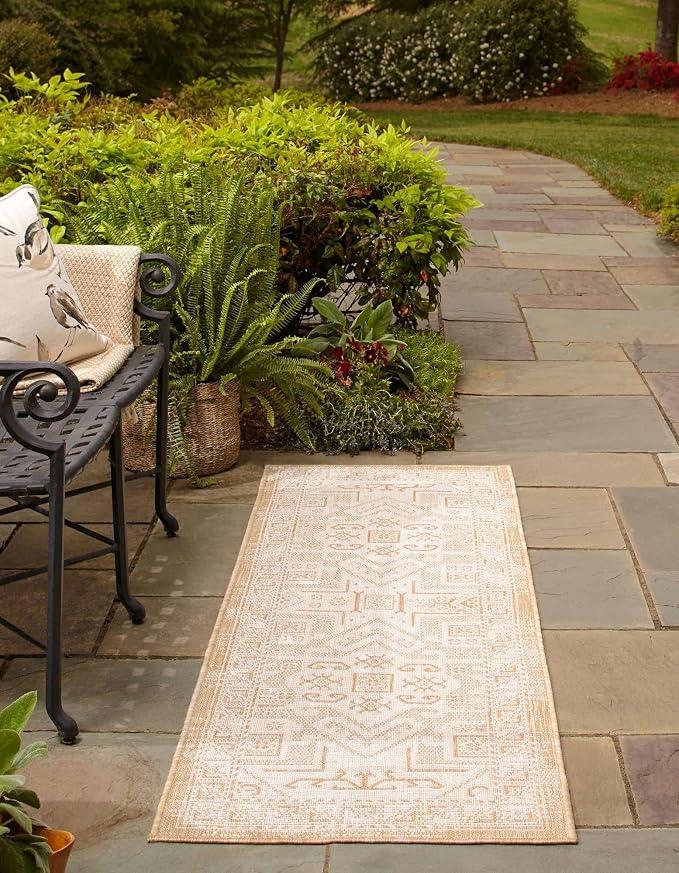 Unique Loom Outdoor Aztec Collection Area Rug - Coba (2' x 6' 1" Runner, Natural/ Ivory)