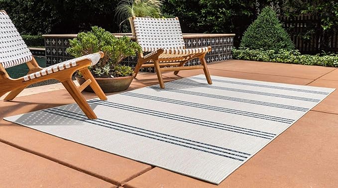 Unique Loom Outdoor Collection Area Rug - Anguilla (4' 1' x 6' 1' Rectangle, Ivory/ Blue)