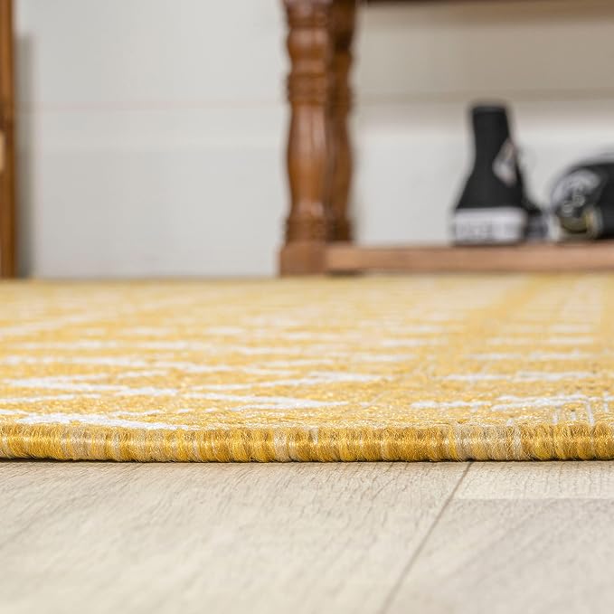 JONATHAN Y Moroccan Geometric Indoor Outdoor Area Rug 4X6 Yellow/Cream, Ourika Textured Weave for Backyard, Patio, Porch, Easy-Cleaning, High Traffic, Pet-Friendly, Non-Shedding (SMB108G-4)
