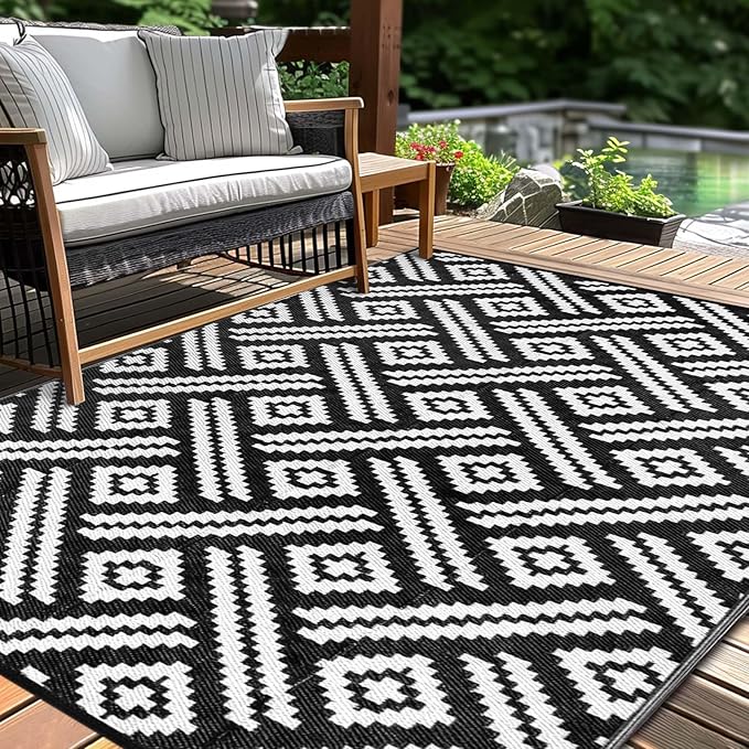 Outdoor Patio Plastic Straw Rug - 5x8 ft Outdoor Camping Rug Waterproof Reversible, Area Carpet Patios RV, Outside Porch Balcony Deck for Camper, Moden Black White