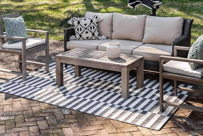 Unique Loom Outdoor Striped Collection Area Rug - Striped (7' 1" x 10' Rectangle, Charcoal/Ivory)