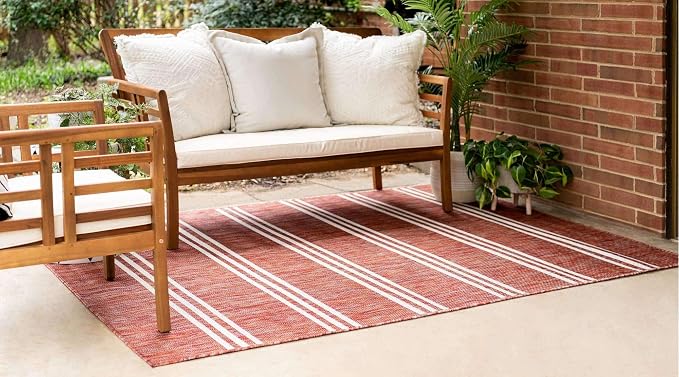 Unique Loom Jill Zarin Outdoor Collection Area Rug - Anguilla (4' 1'' x 6' 1'' Rectangle, Rust Red/ Ivory)