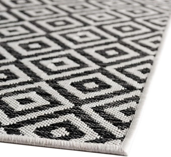 Unique Loom Outdoor Collection Area Rug - Costa Rica (5' 3" x 8' Rectangle, Charcoal Gray/ Ivory)