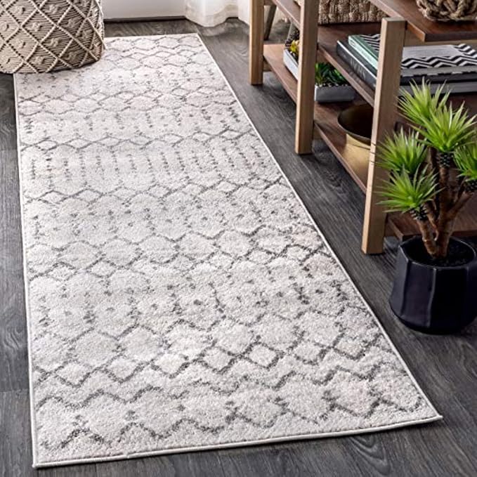 JONATHAN Y Boho Vintage Diamond Cream/Gray Runner Rug 2X8 ft, Moroccan Hype for Living Room, Bedroom, Kitchen, Office, Easy-Cleaning, High Traffic, Pet-Friendly, Non-Shedding (MOH101B-28)