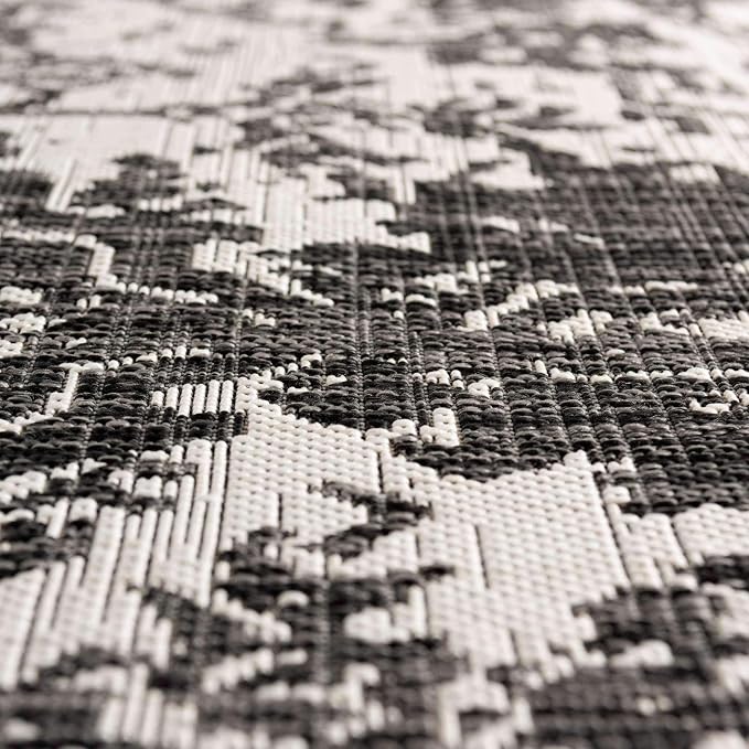 Unique Loom Outdoor Collection Area Rug - Dubai (3' 3' x 5' 3' Rectangle, Charcoal Gray/ Ivory)