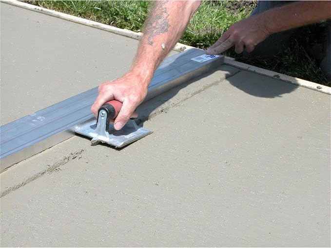MARSHALLTOWN Heavy-Duty Zinc Concrete Groover, 6 x 4 3/8 inch Blade, DuraSoft Handle, Concrete Tools Assembled in USA, 833D