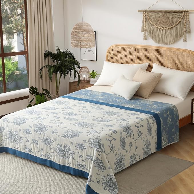 Phuryllic Boho Throw Blanket Full Size, Extra Large Soft Cozy Cotton Muslin Quilt Blanket for Bed Decor, Floral Patterned Couch Sofa Chair Cover, Vintage Farmhouse Cottage Woven Blanket, Blue&White