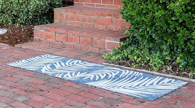 Unique Loom Outdoor Botanical Collection Area Rug - Palm (2' x 6' 1" Runner, Blue/ Navy Blue)