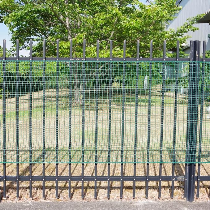 Heavy-Duty Plastic Mesh Netting, Green, 35 x 197 in (90cm x 5m), Recycled Plastic, Cut-to-Size, Durable, Multi-Purpose for Gardening, Fencing, Pets, Birds, Mole, DIY (0.75 in (19mm))