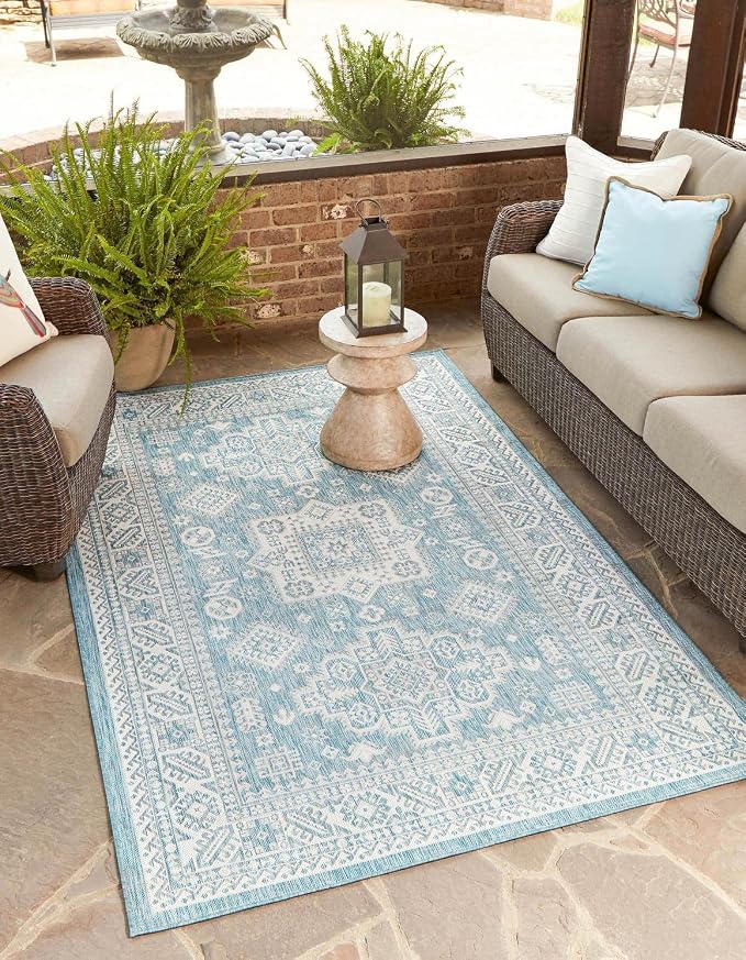 Unique Loom Outdoor Aztec Collection Area Rug - Chalca (6' 1" x 9' Rectangle, Aqua/ Ivory)