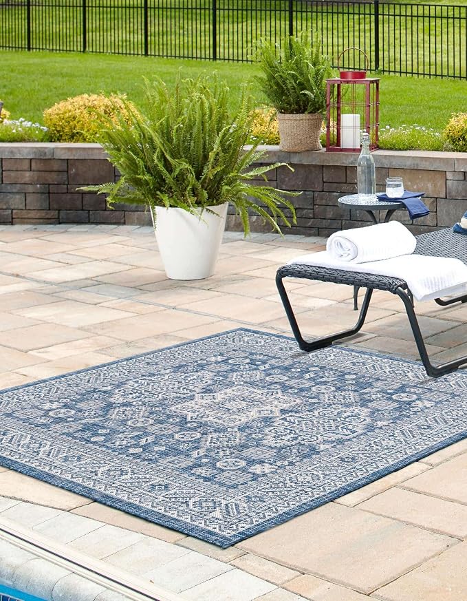 Unique Loom Outdoor Aztec Collection Area Rug - Chalca (10' Square, Blue/ Ivory)