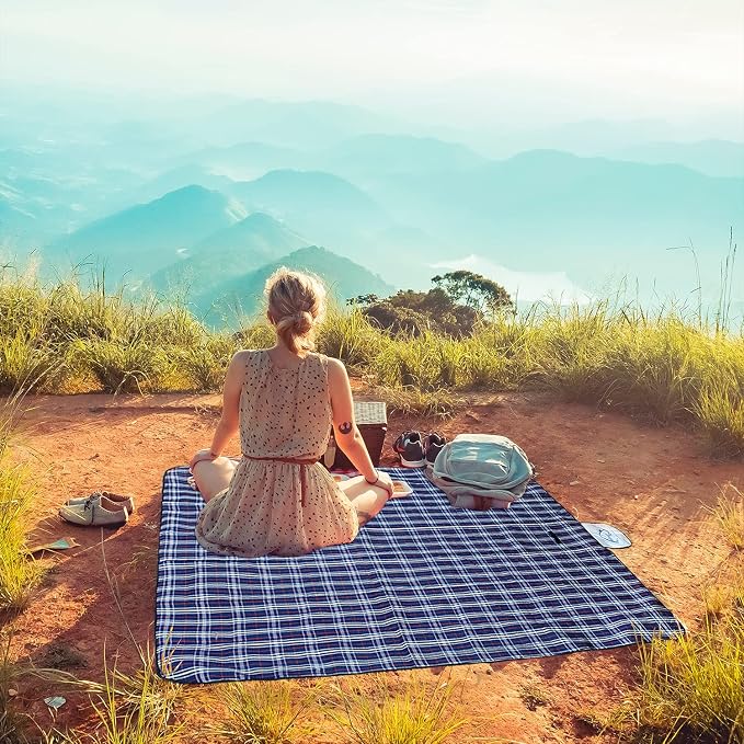 Wind Tour Waterproof Foldable Picnic Mat for Outdoor 59 x 71 Inches Blue | Waterproof & sandproof mat, 59 x 71 Inches navy blue single mat, perfect for camping, beach, park, hiking & fishing blanket