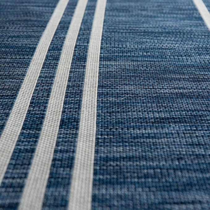 Unique Loom Jill Zarin Outdoor Collection Area Rug - Anguilla (5' 1'' x 8' Oval, Blue/ Ivory)