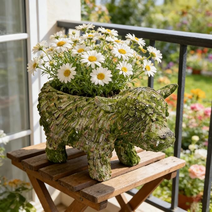 Rustic Highland Cow Planter - Vintage Distressed Green Resin Planter Pot Indoor&Outdoor Flower Pots for Garden Home Decor, Succulent, Herbs