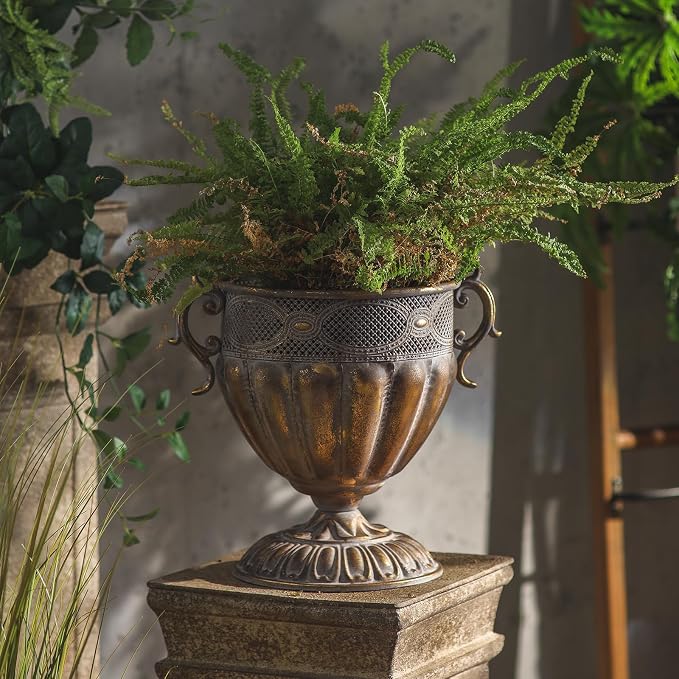 Antique European Iron Urn Planter for Outdoor Gardens Elegant Floor Vase Metal Decorative Jars for Garden Decor