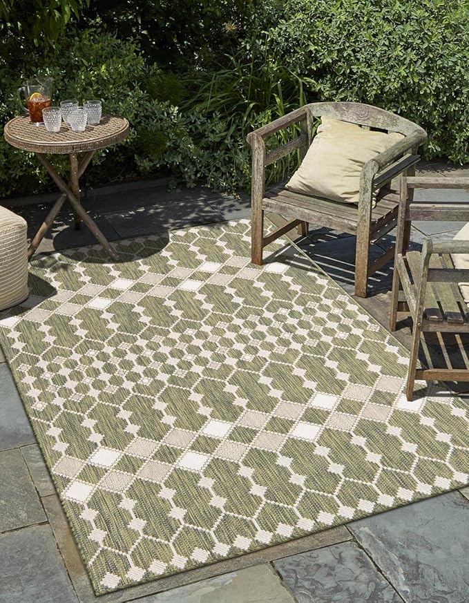 Unique Loom Outdoor Trellis Collection Area Rug - Traliccio (9' x 12' 2" Rectangle, Green/ Ivory)