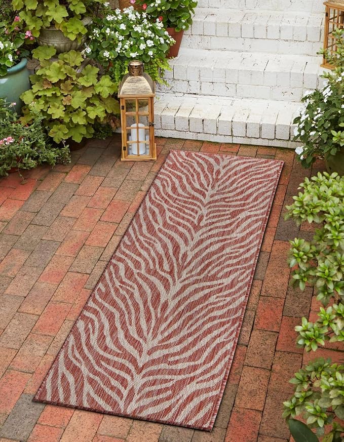 Unique Loom Outdoor Safari Collection Area Rug - Tsavo (2' x 6' 1" Runner, Rust Red/ Ivory)
