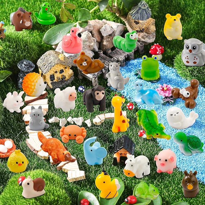 ywevyezc 42 Pcs Mini Resin Animals 42 Styles Resin Animals Figurines Bulk for Micro Fairy Party Favors Garden Hide Accessories Dollhouse Crafts Decor