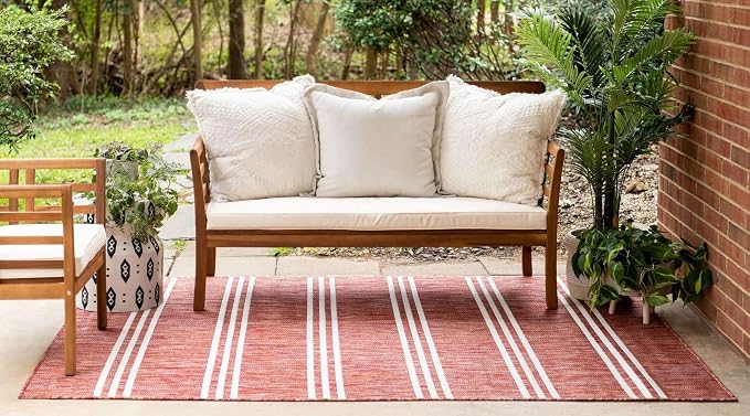 Unique Loom Jill Zarin Outdoor Collection Area Rug - Anguilla (4' 1'' x 6' 1'' Rectangle, Rust Red/ Ivory)