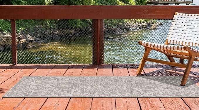 Unique Loom Jill Zarin Outdoor Collection Area Rug - Dubai (2' x 6' 1'' Runner, Gray/ Ivory)