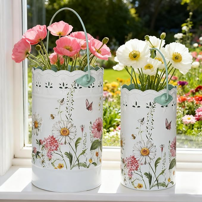 Set of 2 Rustic White Metal Flower Pots, Decorative Floral Buckets Farmhouse Iron Vases Planters for Dried Flowers, Faux Plants, Home Garden Decor