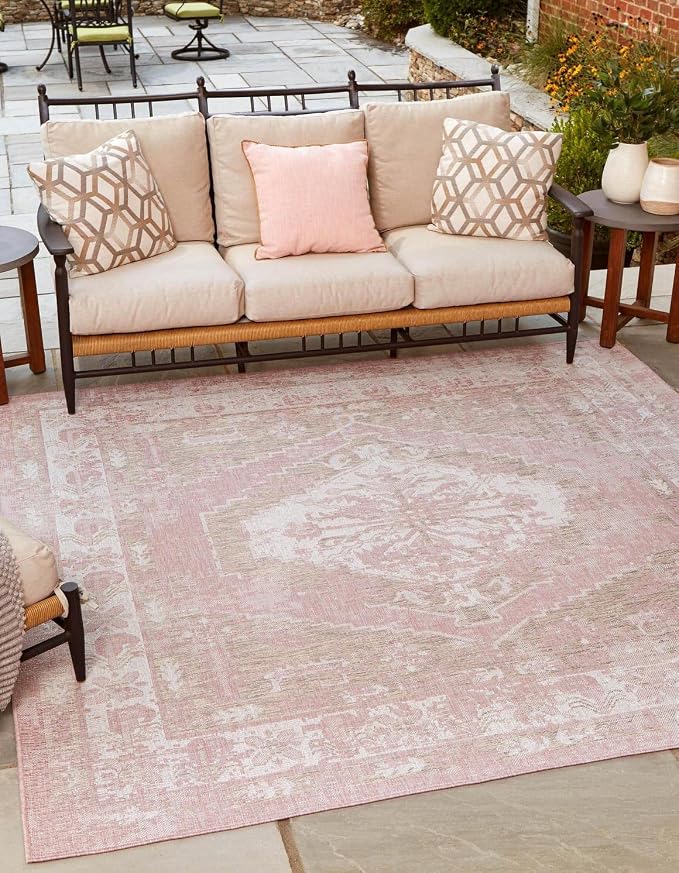 Unique Loom Outdoor Traditional Collection Area Rug - Valeria (5' 3" Square, Pink/ Ivory)