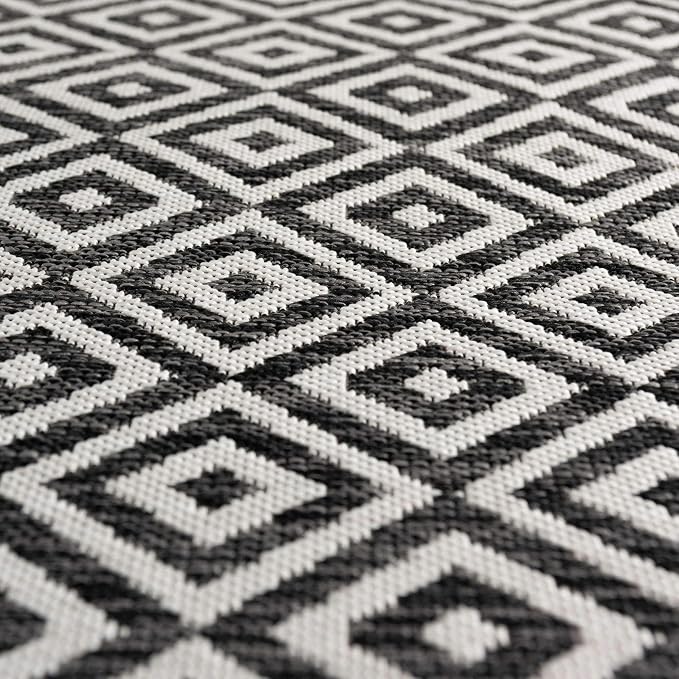 Unique Loom Outdoor Collection Area Rug - Costa Rica (7' 10' x 10' Rectangle, Charcoal Gray/ Ivory)