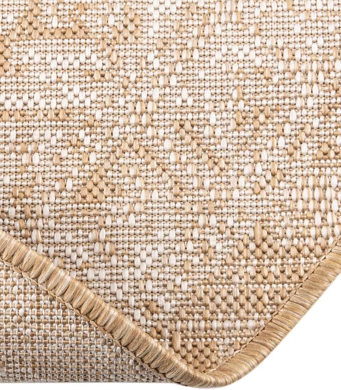 Unique Loom Outdoor Aztec Collection Area Rug - Coba (3' 3" x 5' 3" Oval, Natural/ Ivory)