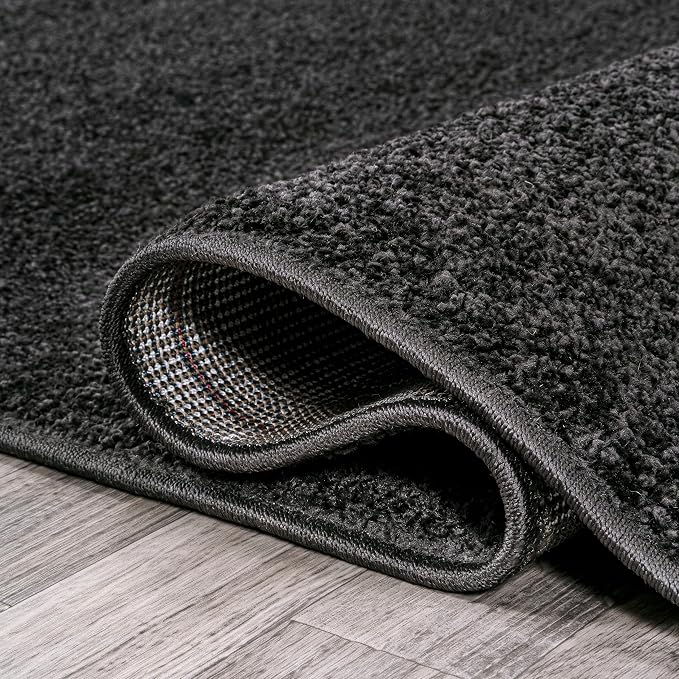 JONATHAN Y Haze Solid Low-Pile Black 4' Round Indoor Area Rug, Coastal,Bohemian,Minimalist,Classic, Easy-Cleaning for Living Room,Bedroom,Kitchen,Pet Friendly,Non-Shedding (SEU100I-4R)
