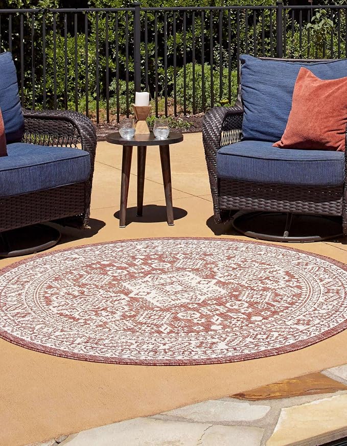 Unique Loom Outdoor Aztec Collection Area Rug - Chalca (4' 1" Round, Rust Red/ Ivory)