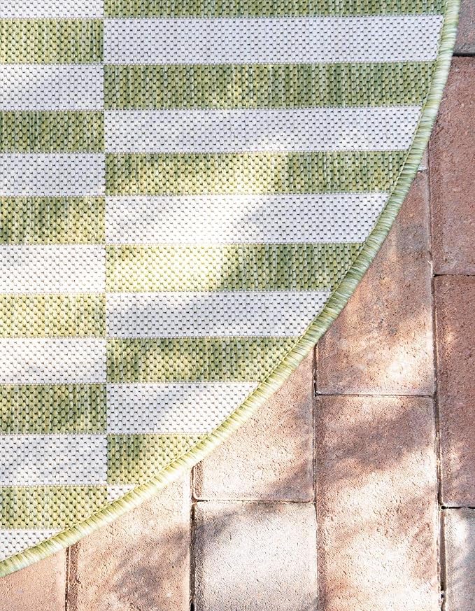 Unique Loom Outdoor Striped Collection Area Rug - Striped (4' 1" Round, Green/Ivory)