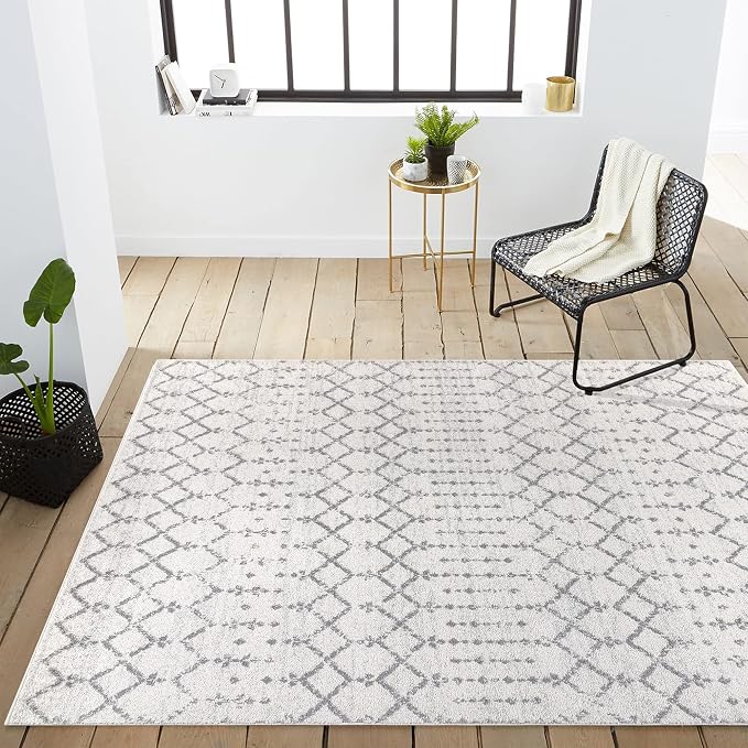 JONATHAN Y Boho Vintage Diamond Cream/Gray Indoor Area Rug 3X5 ft, Moroccan Hype for Living Room, Bedroom, Kitchen, Office, Easy-Cleaning, High Traffic, Pet-Friendly, Non-Shedding (MOH101B-3)