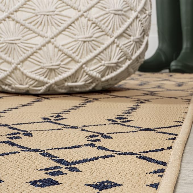 JONATHAN Y Moroccan Geometric Indoor Outdoor Square Area Rug 5X5 Beige/Navy, Ourika Textured Weave for Backyard, Patio, Porch, Easy-Cleaning, High Traffic, Pet-Friendly, Non-Shedding (SMB108H-5SQ)